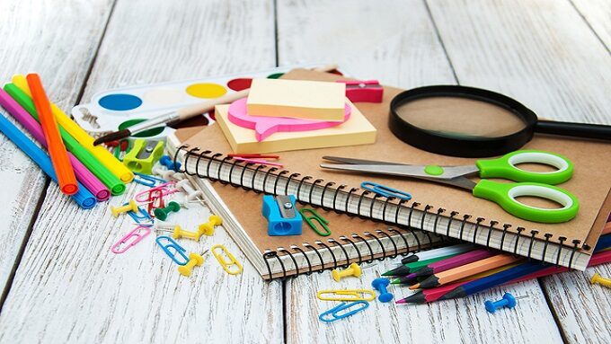 FOURNITURES SCOLAIRES.jpg